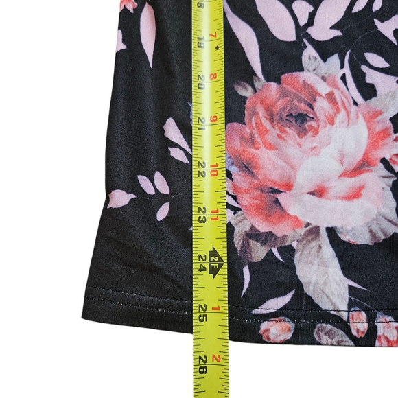 Beauhuty Medium Black Pink Floral Deep V-Neck Slim Fitted Long Sleeve Shirt - Picture 4 of 7